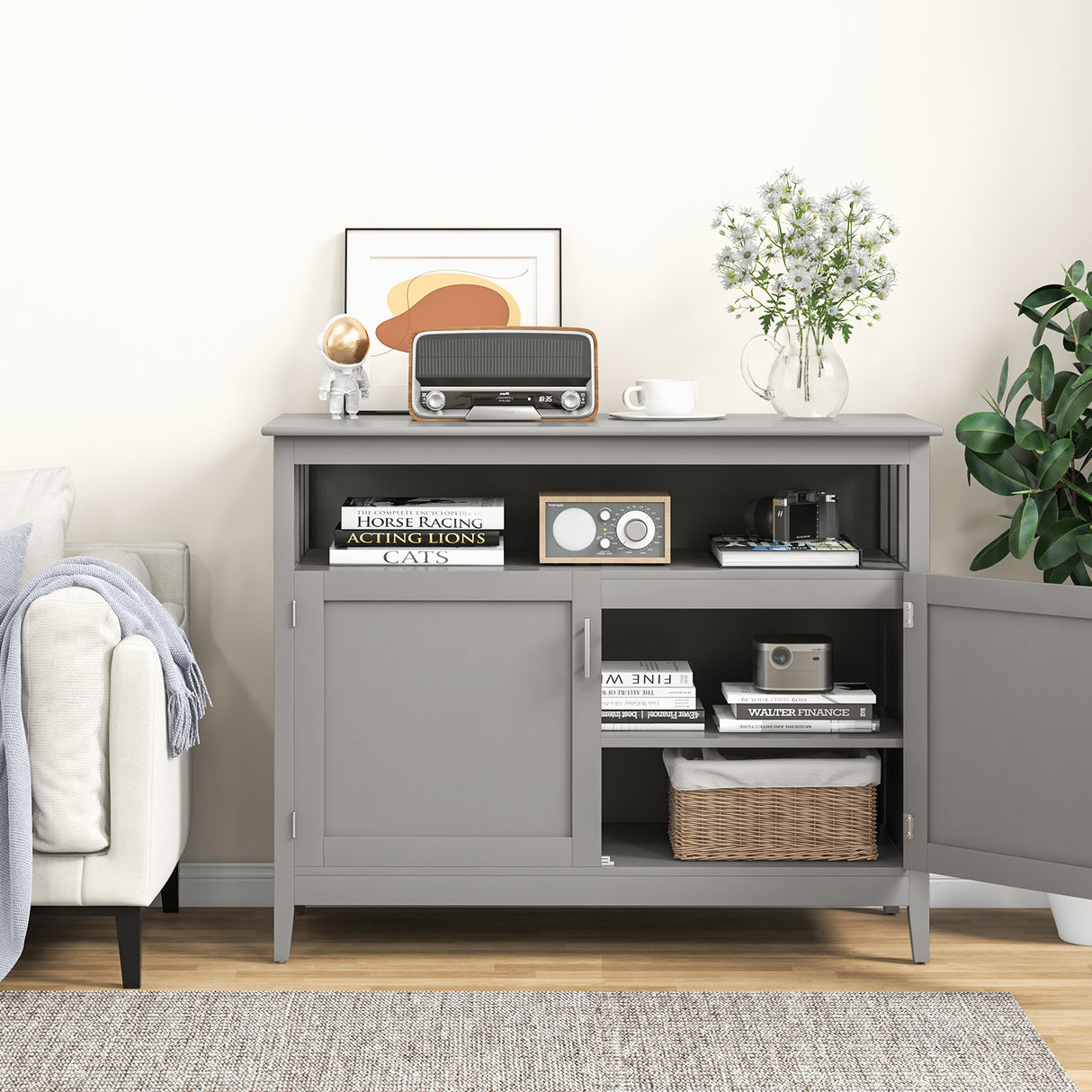 Modern Practical and Beautiful Wooden Kitchen Lockers with Large Storage Space